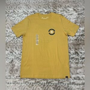 Hurley T-Shirt Men XS Mustard Logo Crew Neck Cotton Ultra Soft New